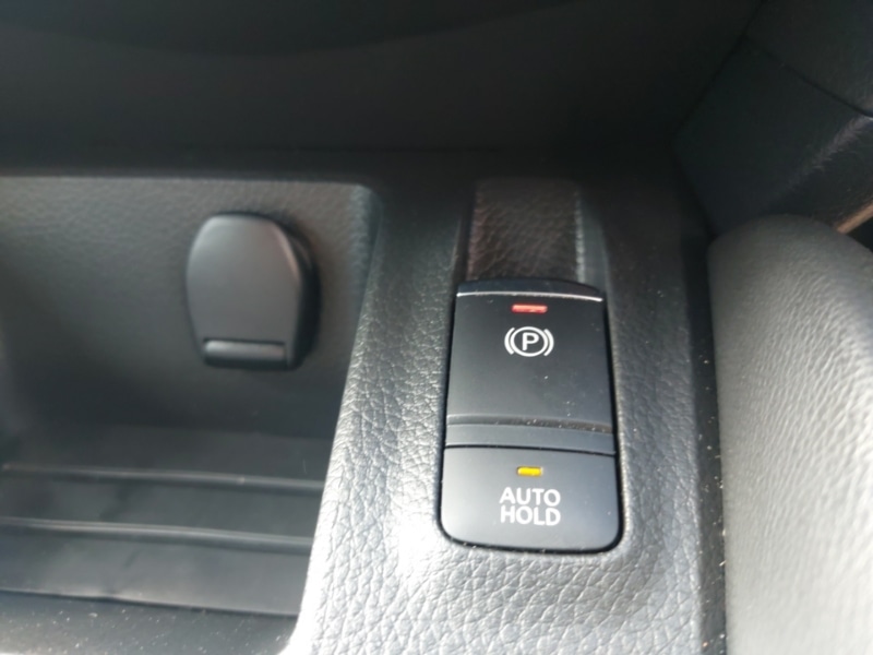 Used Nissan Qashqai 2018 for sale - 76518712: Photo 18