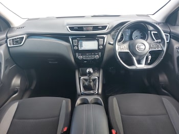 Used Nissan Qashqai 2018 for sale - 76518712: Photo