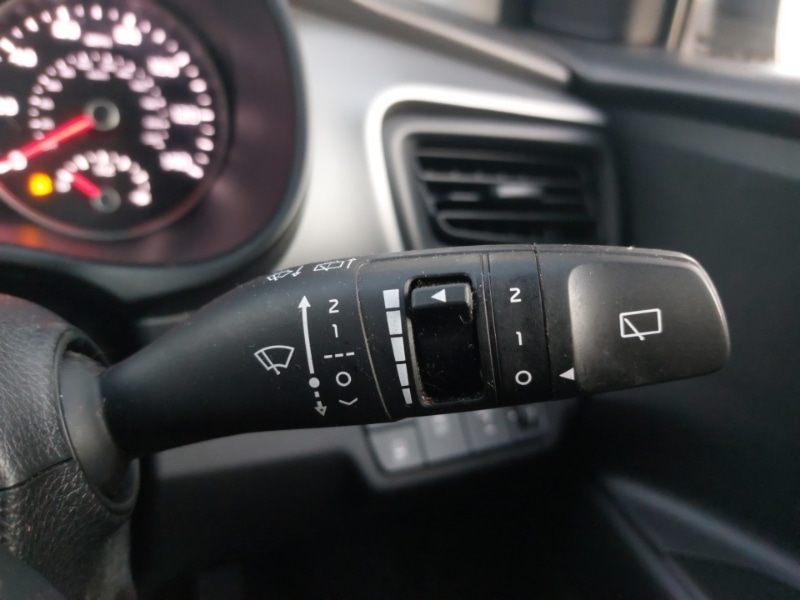 Used Kia Stonic 2022 for sale - 76924819: Photo 13