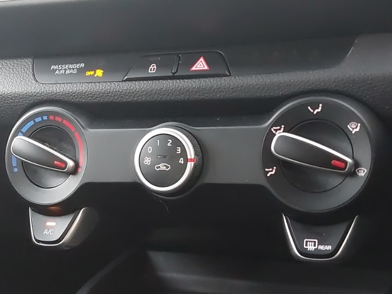 Used Kia Stonic 2022 for sale - 76924819: Photo 17