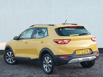 Used Kia Stonic 2022 for sale - 76924819: Photo