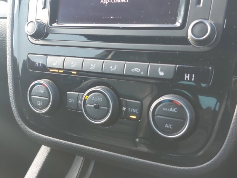 Used Volkswagen Scirocco 2016 for sale - 77209474: Photo 16