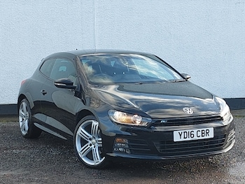2016 - 2.0 TDi BlueMotion Tech R-Line 3dr