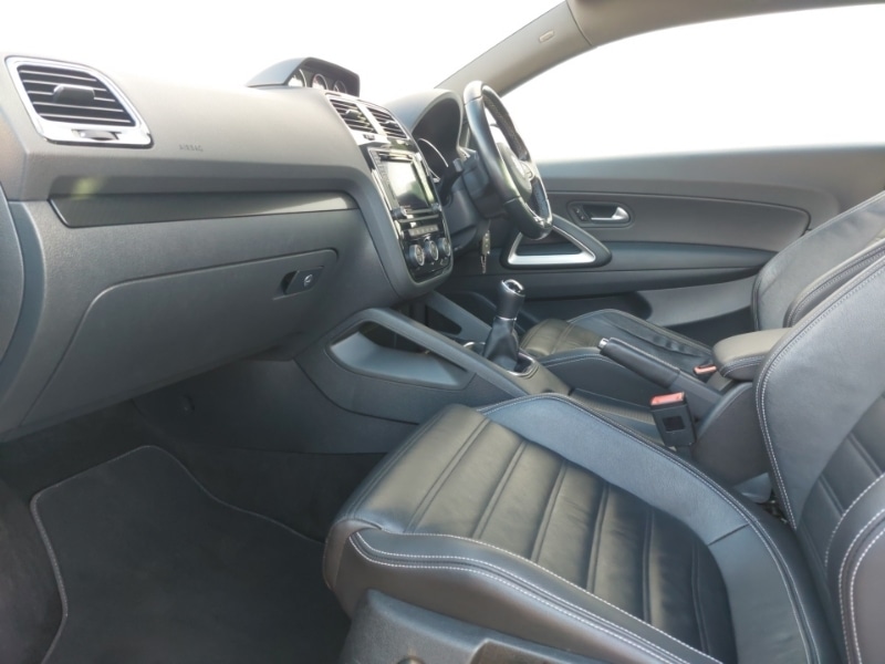 Used Volkswagen Scirocco 2016 for sale - 77209474: Photo 5