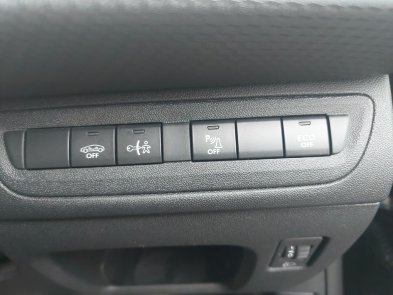 Used Peugeot 2008 2018 for sale - 77677788: Photo 19