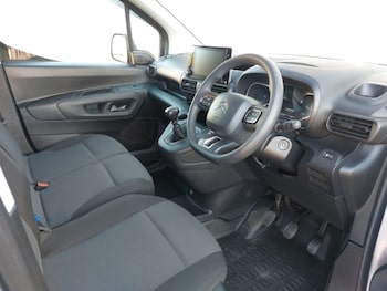 Used Citroen Berlingo 2023 for sale - 76579141: Photo