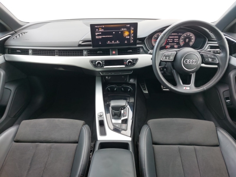 Used Audi A4 2020 for sale - 75989512: Photo 2