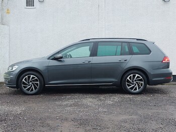 Used Volkswagen Golf 2020 for sale - 77822989: Photo