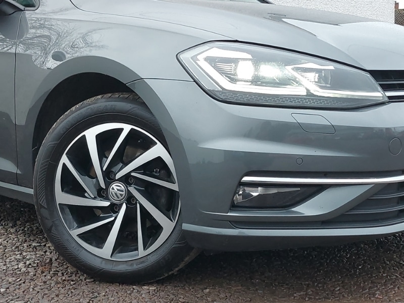 Used Volkswagen Golf 2020 for sale - 77822989: Photo 9