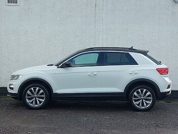 Used Volkswagen T-Roc 2020 for sale - 77491717: Photo