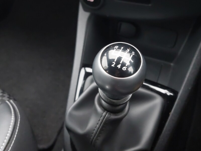 Used Renault Clio 2017 for sale - 76757493: Photo 18