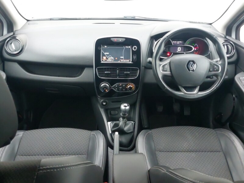 Used Renault Clio 2017 for sale - 76757493: Photo 2