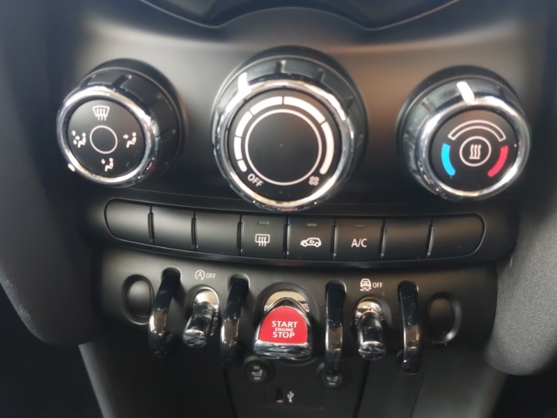 Used MINI Hatch 2018 for sale - 77012496: Photo 17