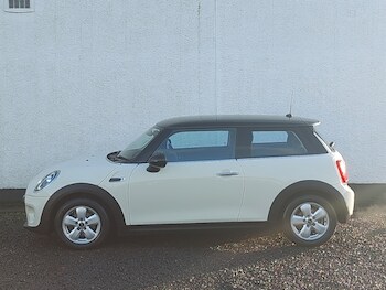 Used MINI Hatch 2018 for sale - 77012496: Photo