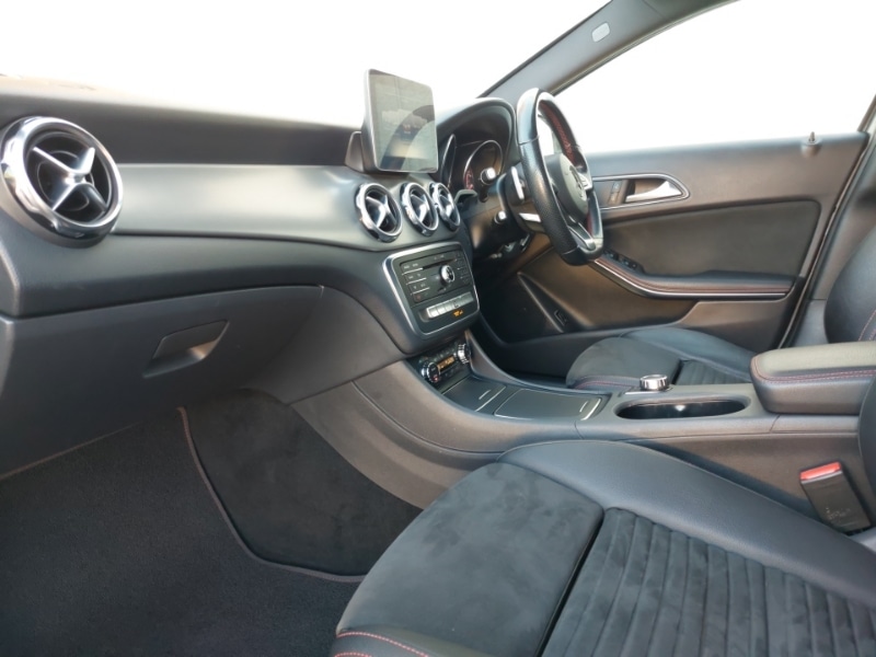 Used Mercedes-Benz GLA 2018 for sale - 76403615: Photo 5