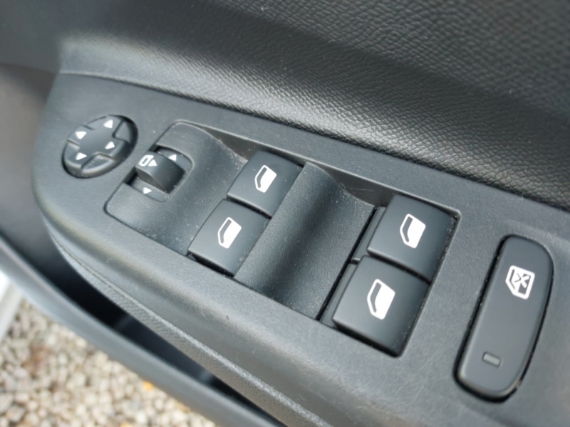 Used Vauxhall Corsa 2022 for sale - 76602318: Photo 12