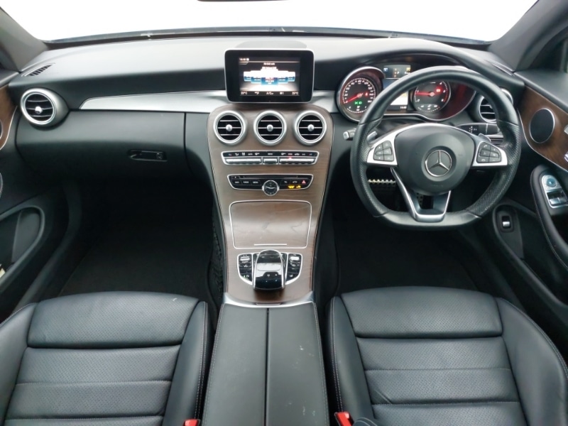 Used Mercedes-Benz C Class 2018 for sale - 77141294: Photo 2