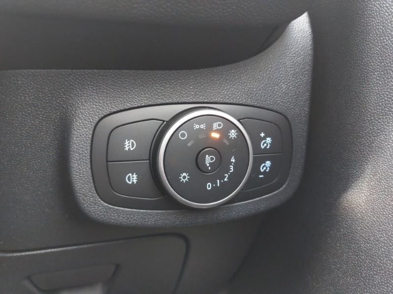 Used Ford Fiesta 2020 for sale - 77832701: Photo 17