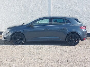 Used Renault Megane 2017 for sale - 75691396: Photo
