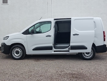 Used Citroen Berlingo 2025 for sale - 75309552: Photo