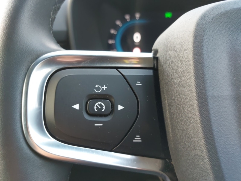 Used Volvo XC40 2024 for sale - 76663941: Photo 13