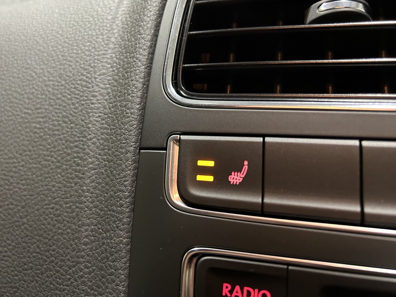 Used Volkswagen Polo 2015 for sale - 77558622: Photo 11