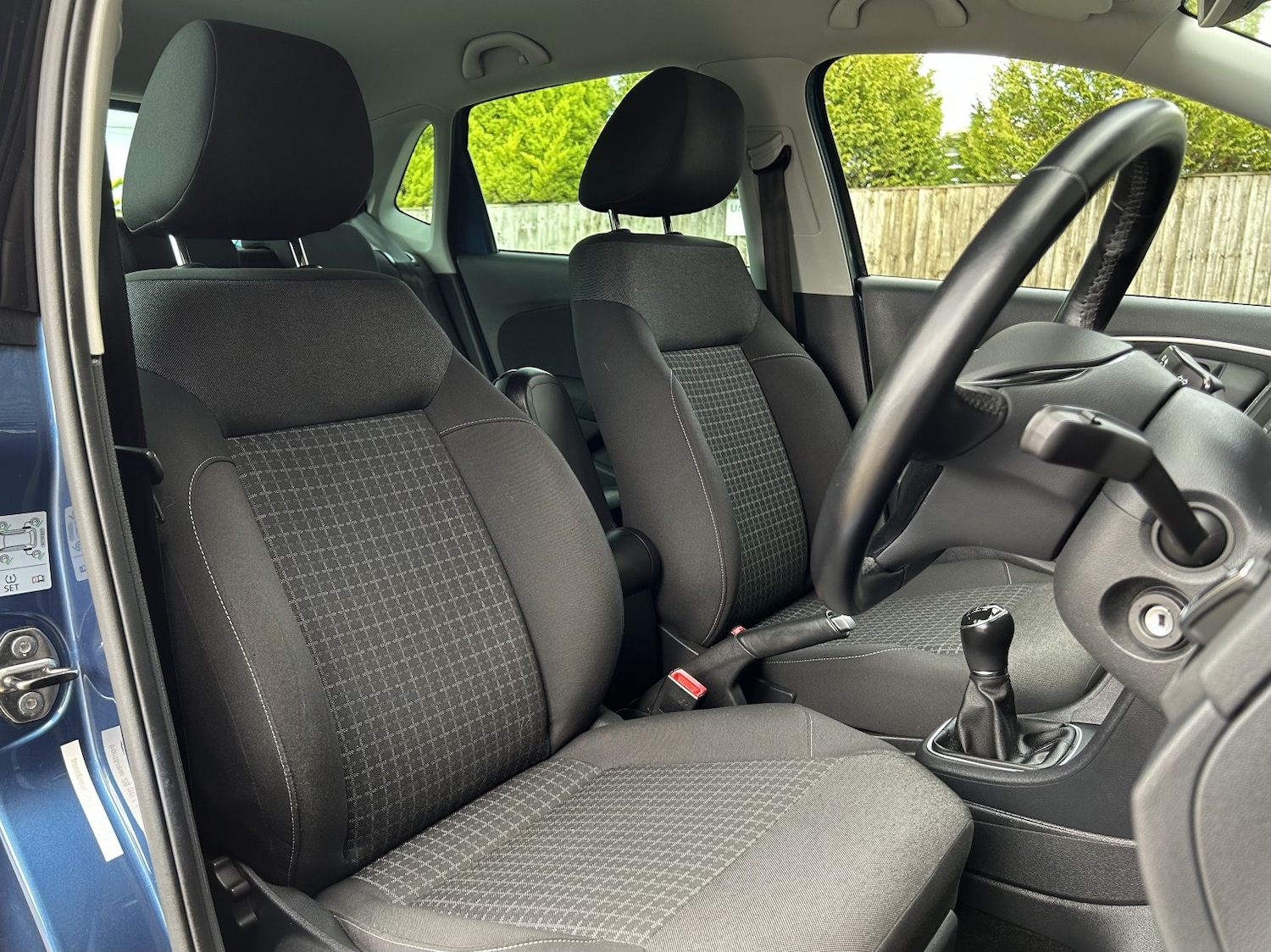 Used Volkswagen Polo 2015 for sale - 77558622: Photo 14