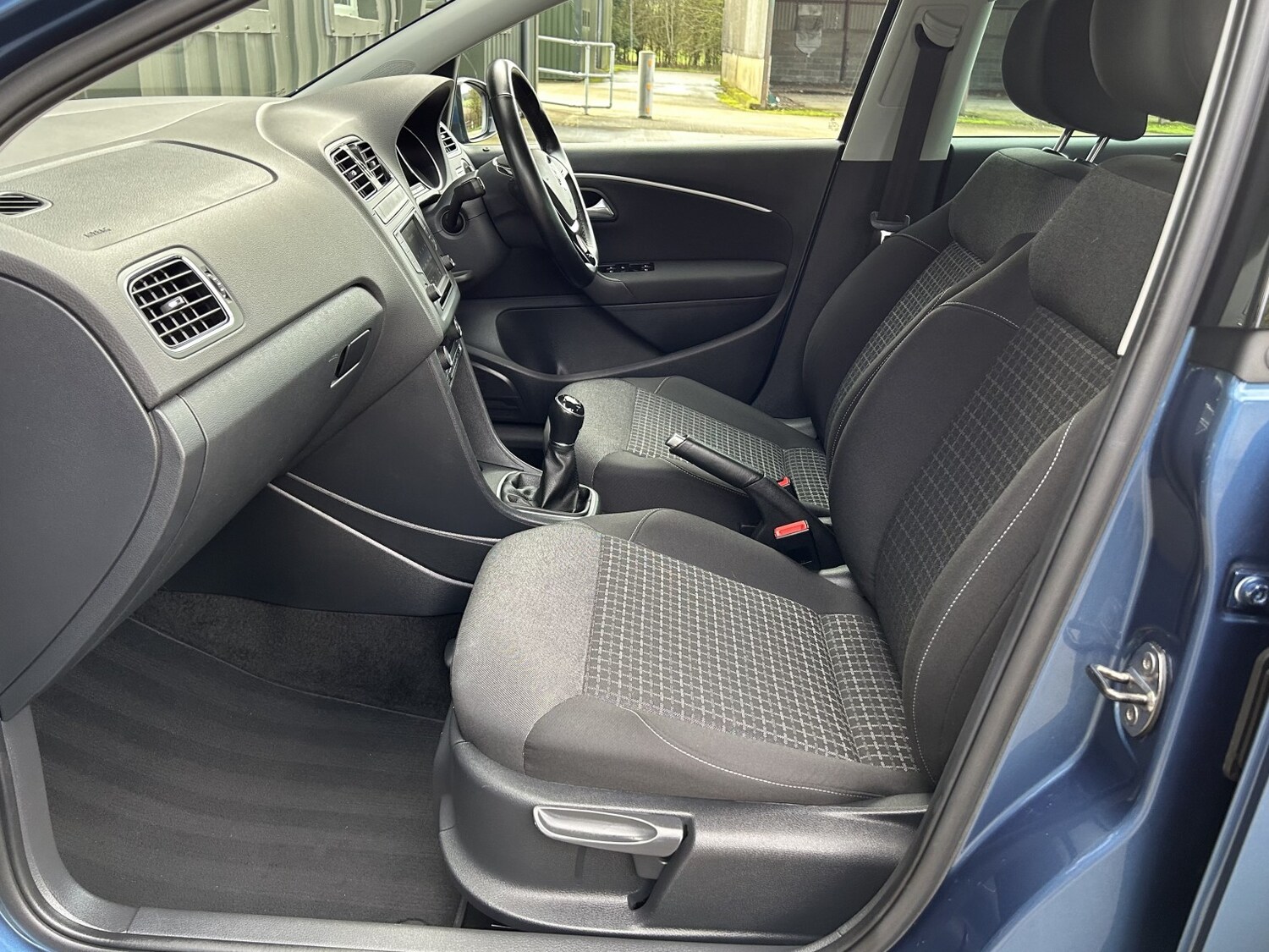 Used Volkswagen Polo 2015 for sale - 77558622: Photo 26