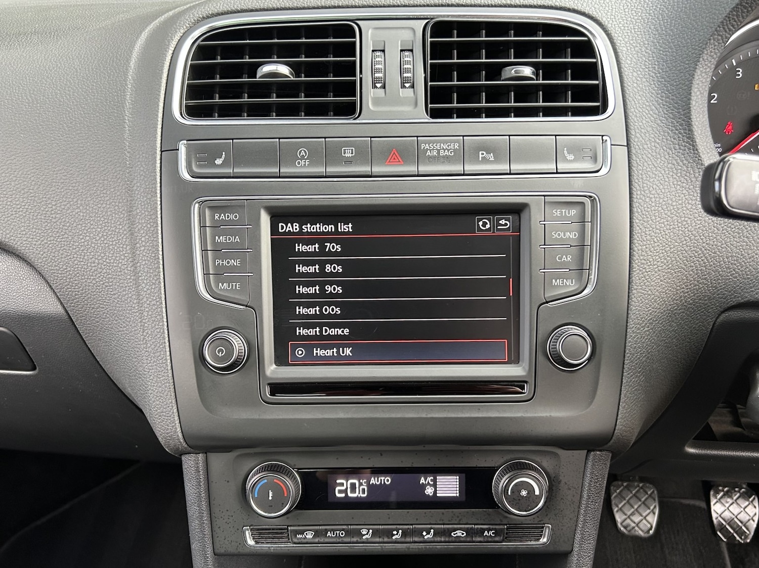 Used Volkswagen Polo 2015 for sale - 77558622: Photo 27