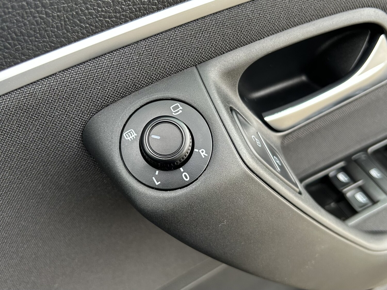 Used Volkswagen Polo 2015 for sale - 77558622: Photo 51