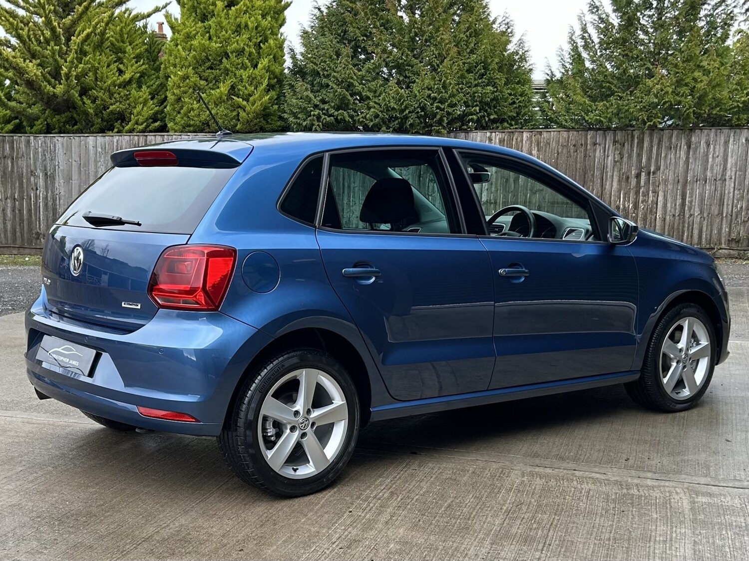 Used Volkswagen Polo 2015 for sale - 77558622: Photo 8