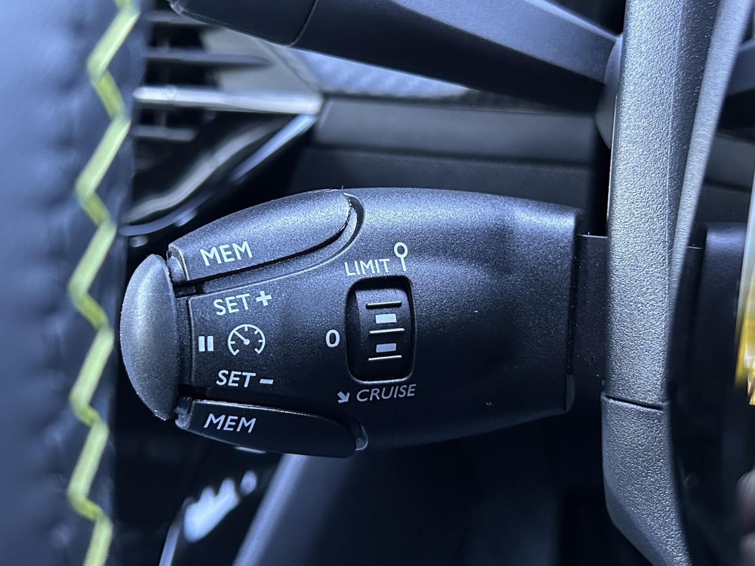 Used Peugeot 208 2023 for sale - 77465744: Photo 12