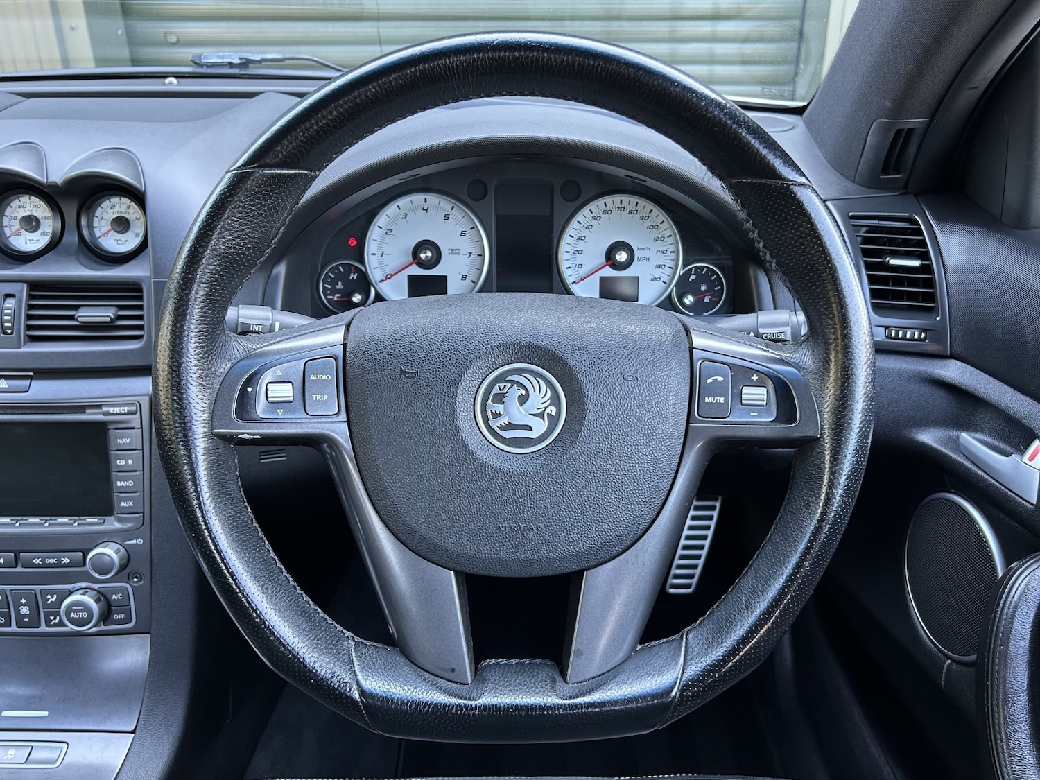 Used Vauxhall VXR8 2007 for sale - 77977100: Photo 15