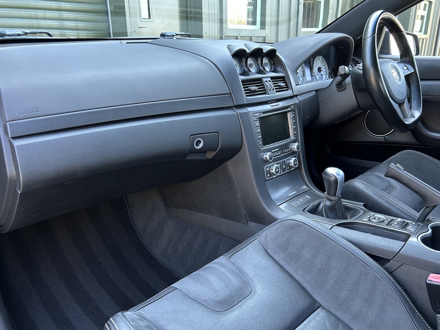 Used Vauxhall VXR8 2007 for sale - 77977100: Photo 16