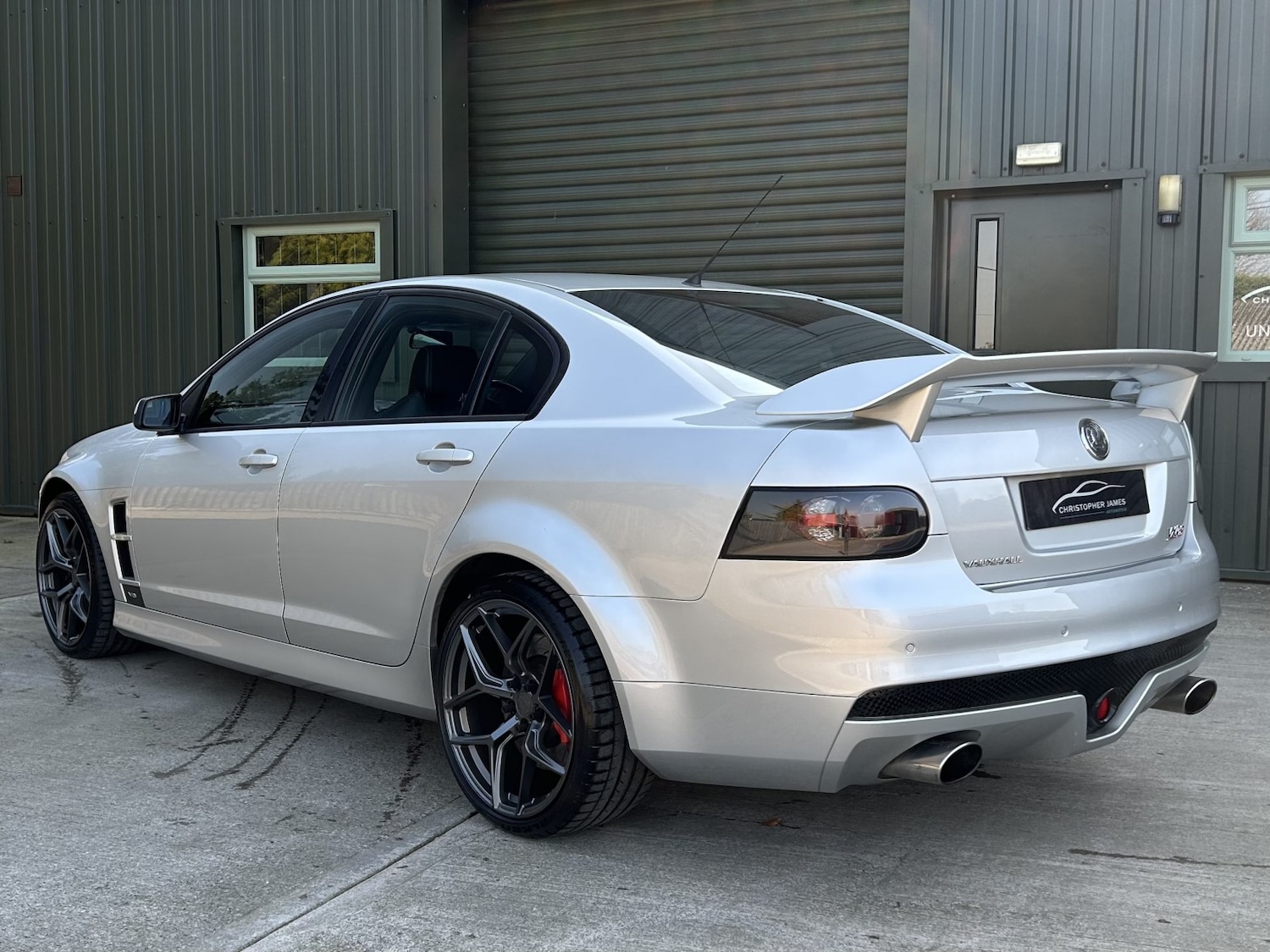 Used Vauxhall VXR8 2007 for sale - 77977100: Photo 2