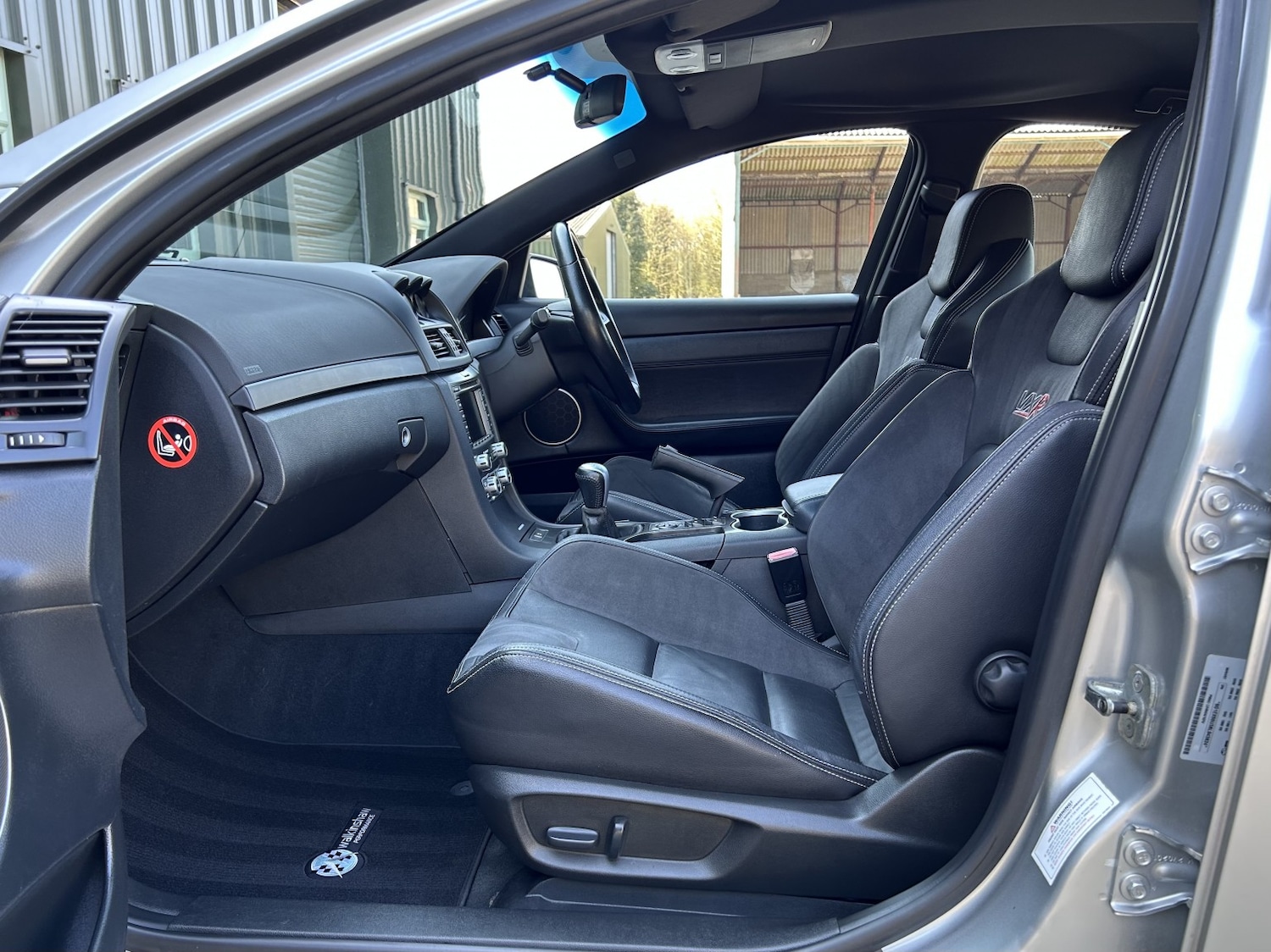 Used Vauxhall VXR8 2007 for sale - 77977100: Photo 28