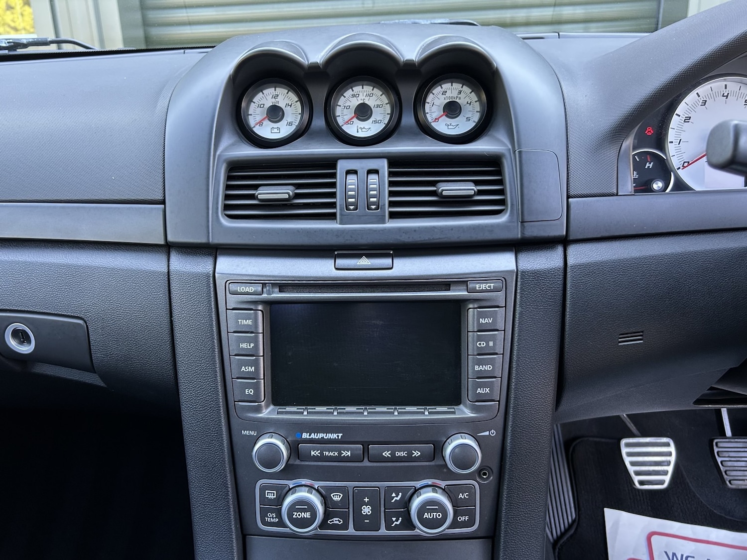 Used Vauxhall VXR8 2007 for sale - 77977100: Photo 39