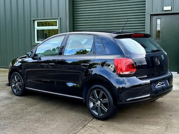 Used Volkswagen Polo 2011 for sale - 79552011: Photo