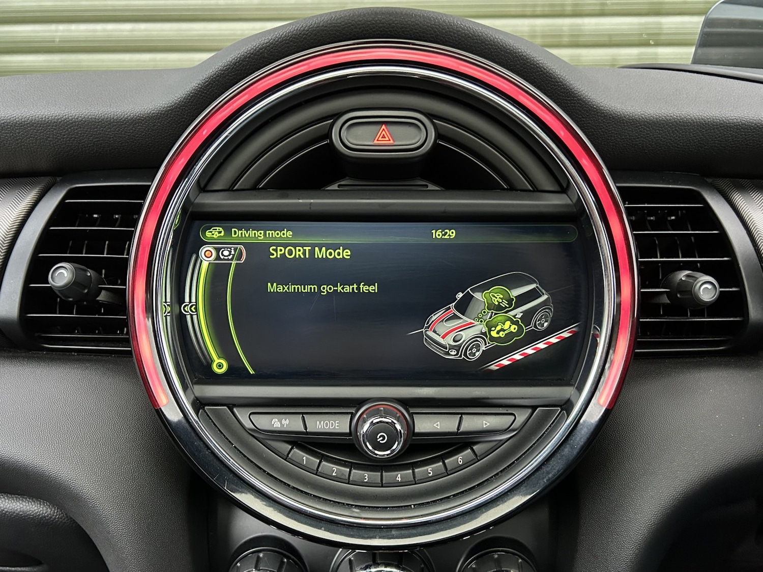 Used MINI Hatch 2016 for sale - 77616379: Photo 30