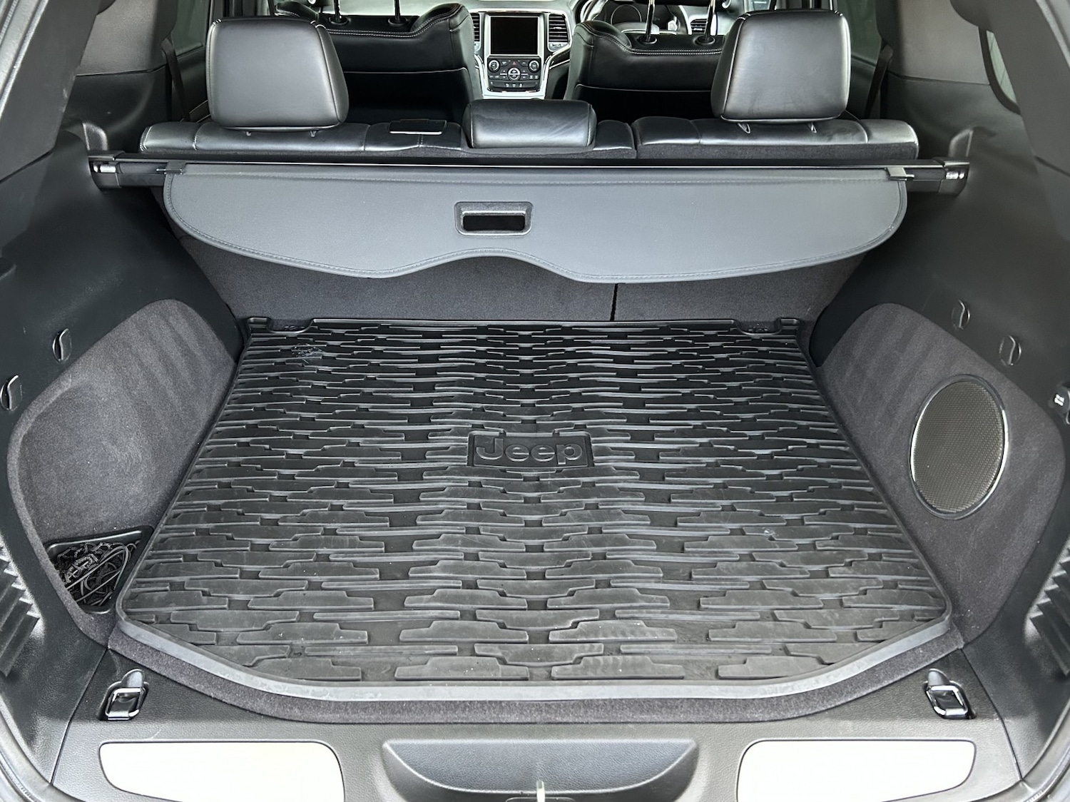 Used Jeep Grand Cherokee 2016 for sale - 77310729: Photo 32