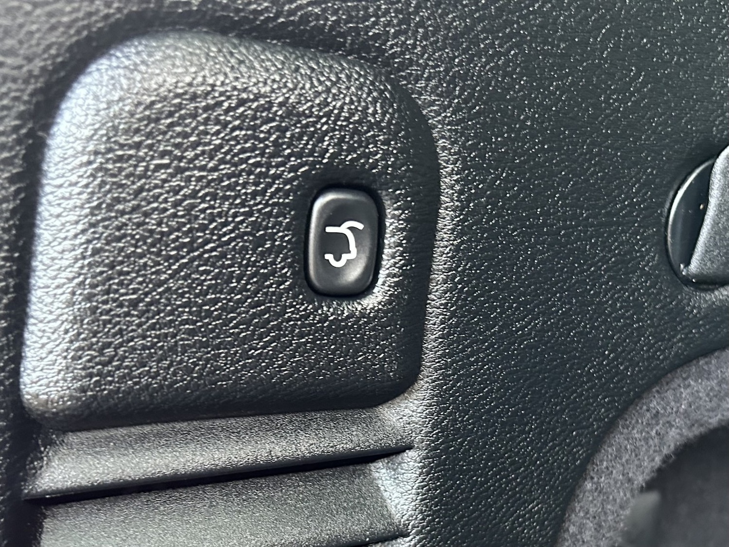 Used Jeep Grand Cherokee 2016 for sale - 77310729: Photo 34