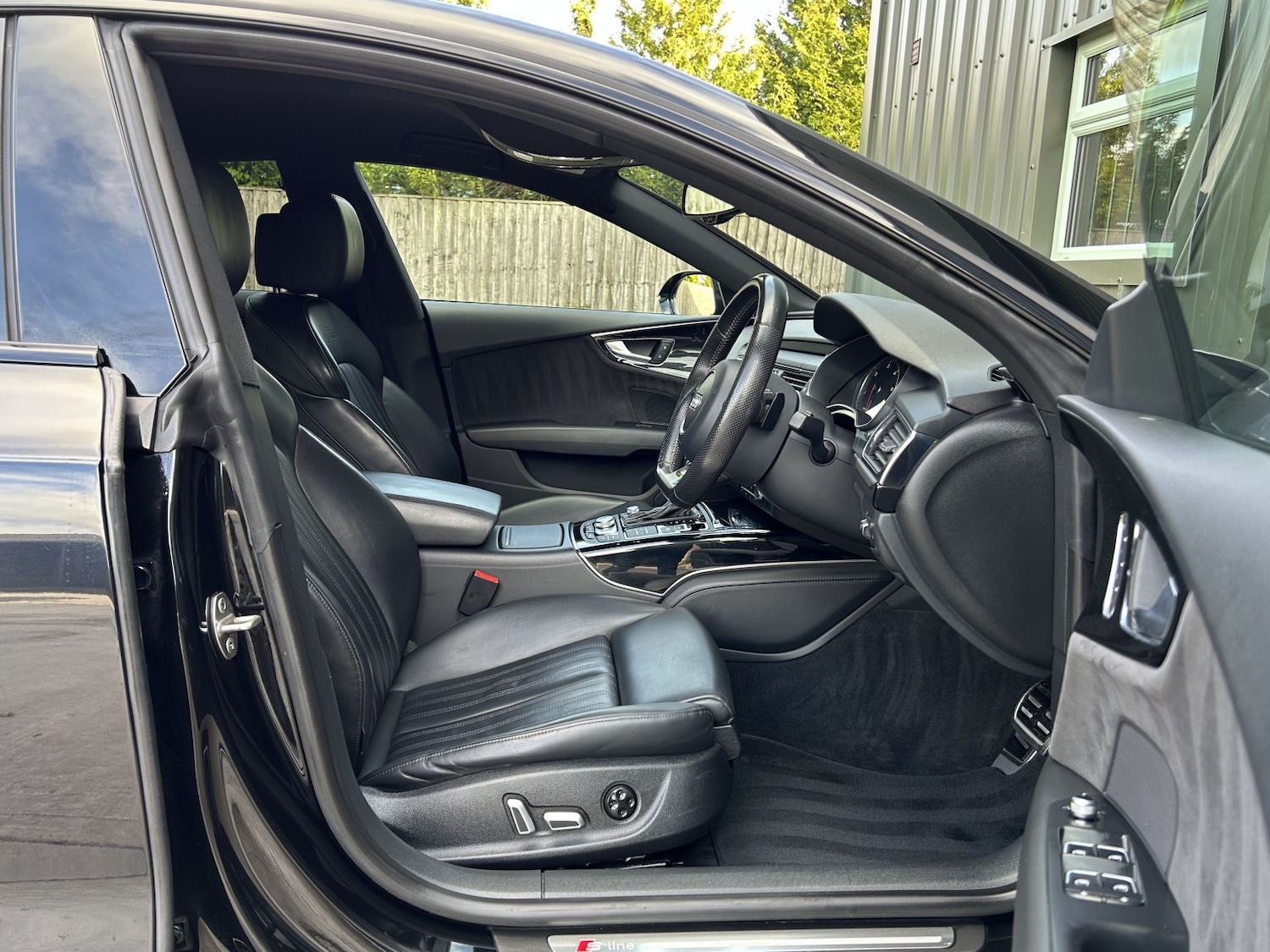 Used Audi A7 2017 for sale - 77271009: Photo 37