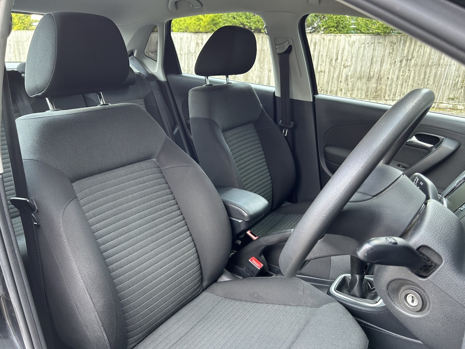 Used Volkswagen Polo 2011 for sale - 77271041: Photo 21