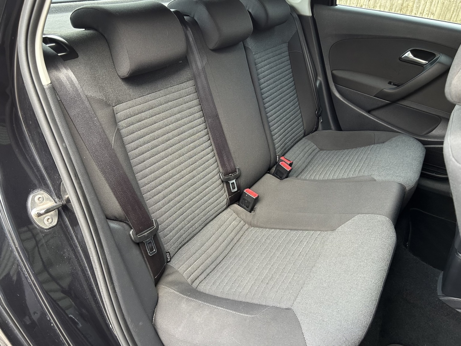 Used Volkswagen Polo 2011 for sale - 77271041: Photo 31