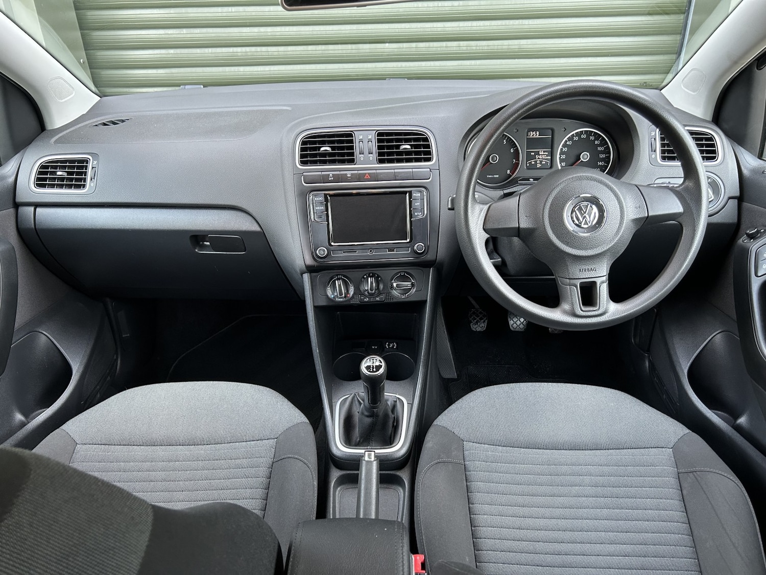 Used Volkswagen Polo 2011 for sale - 77271041: Photo 4