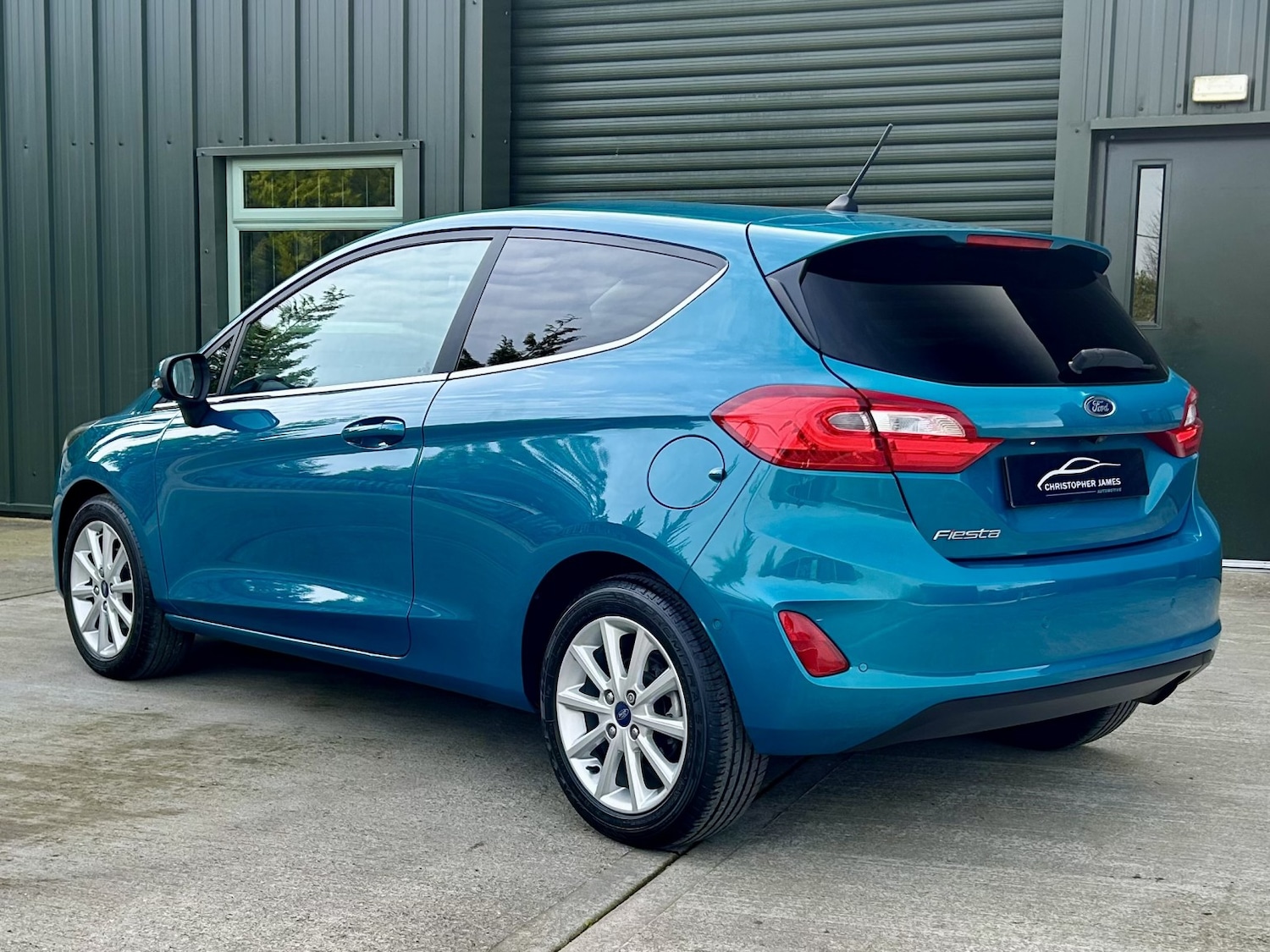 Used Ford Fiesta 2018 for sale - 77977028: Photo 2