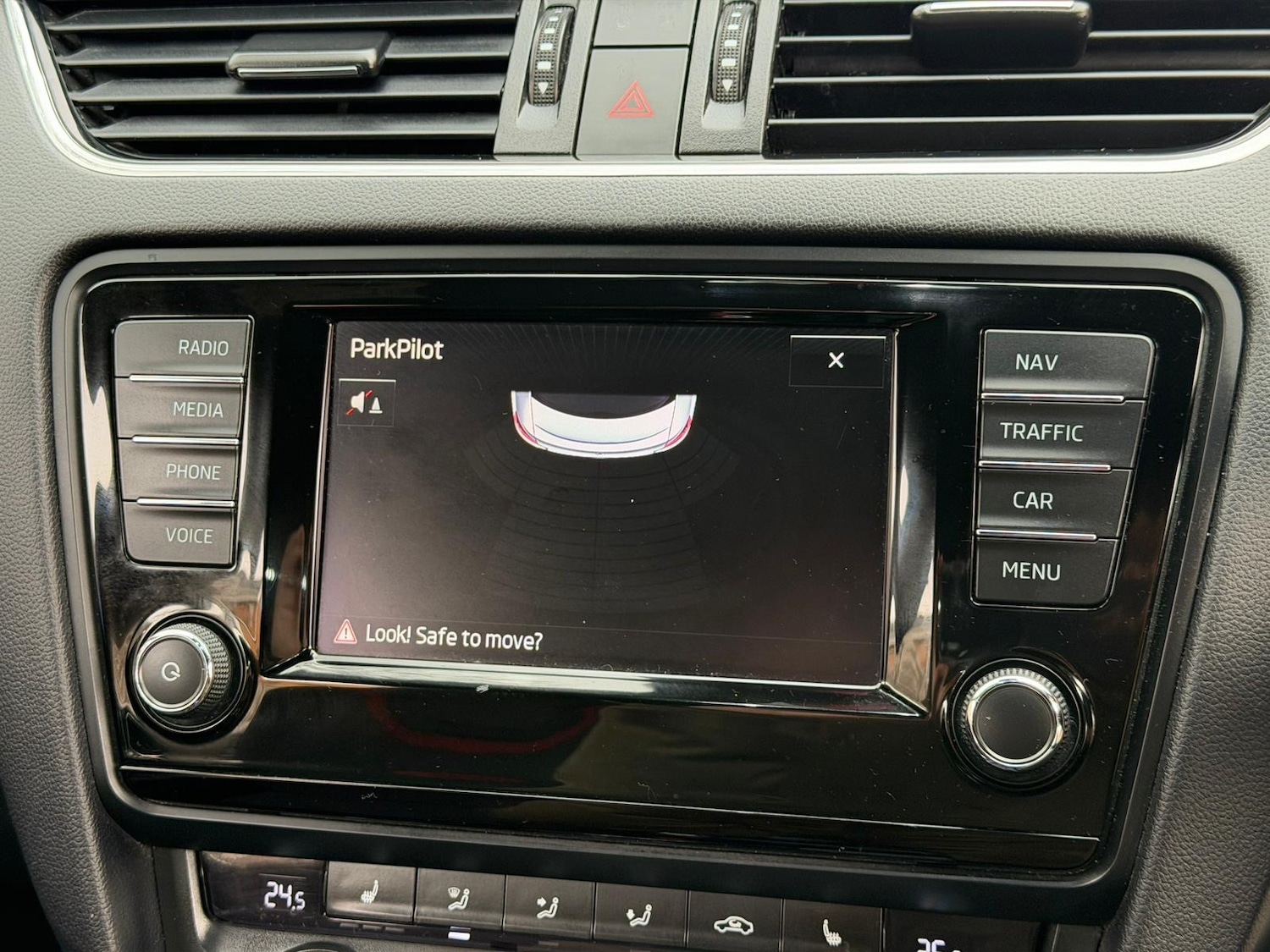 Used Skoda Octavia 2016 for sale - 77613616: Photo 32