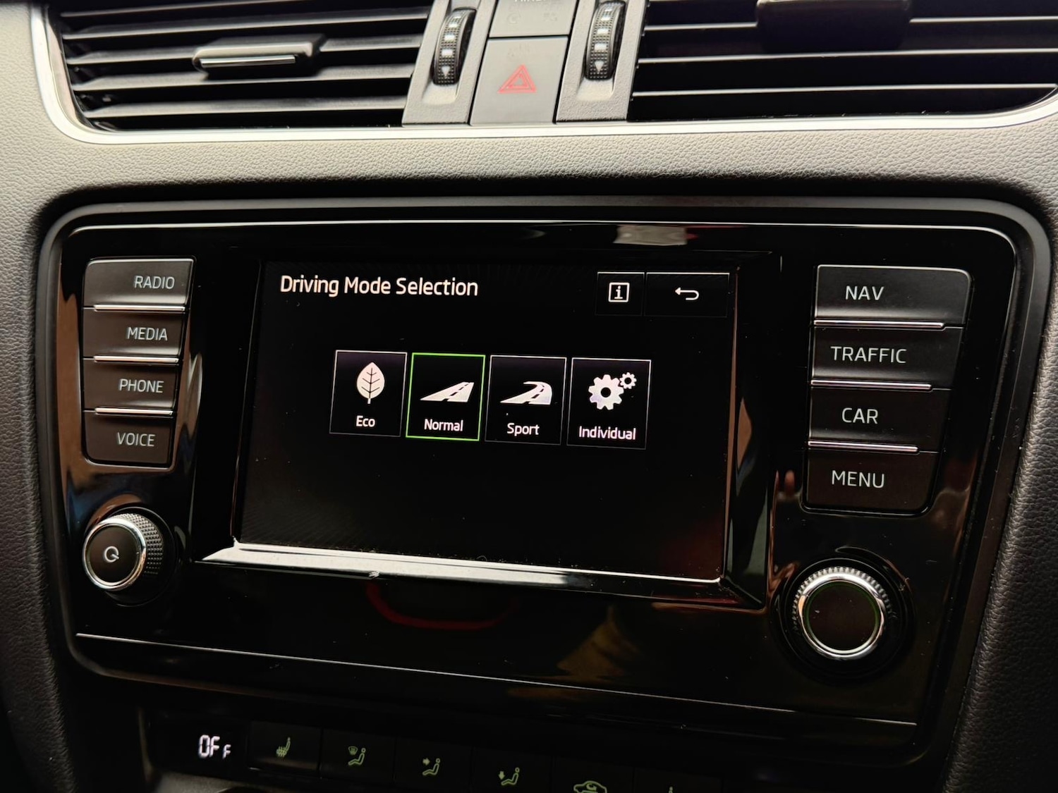 Used Skoda Octavia 2016 for sale - 77613616: Photo 37