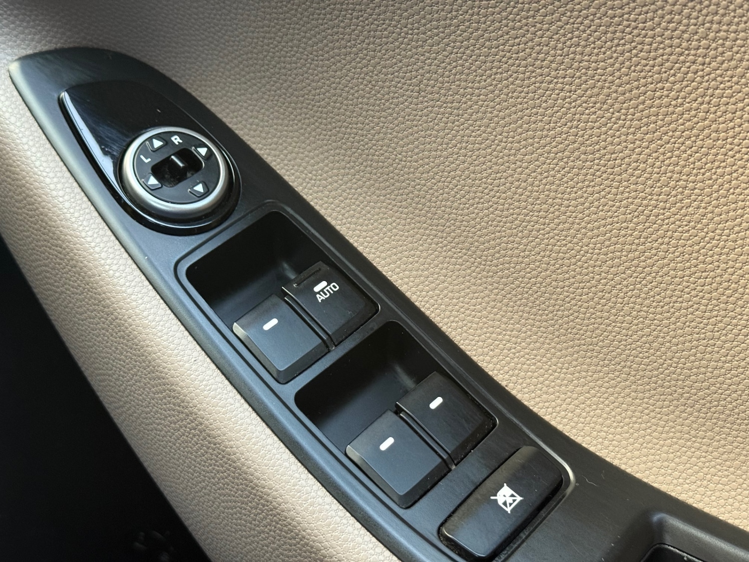 Used Hyundai i20 2015 for sale - 77102068: Photo 21