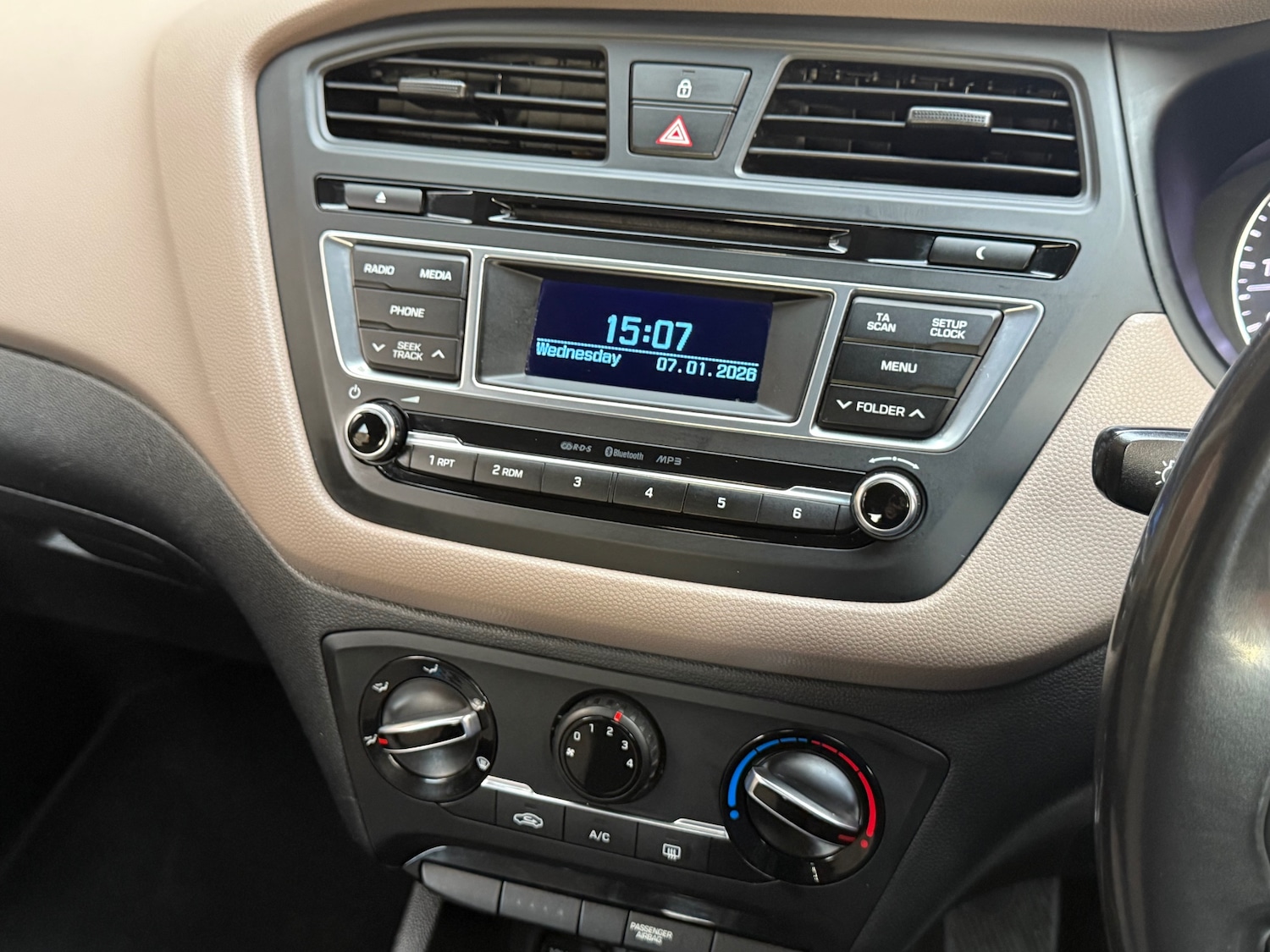 Used Hyundai i20 2015 for sale - 77102068: Photo 28